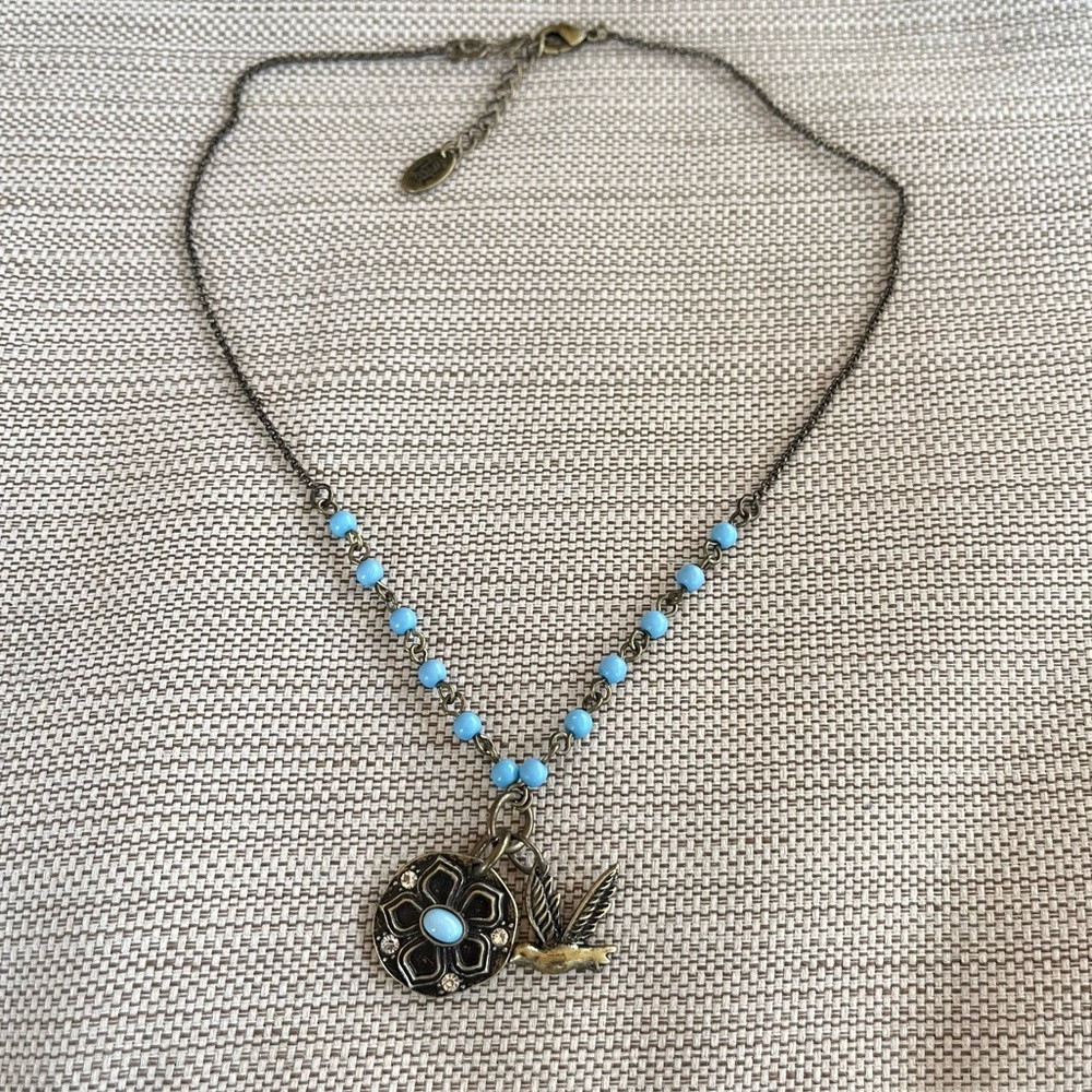 Nine West Vintage America Necklace Antique Gold Tone Bird Circle Pendants Beads